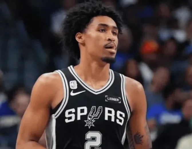 世界杯直播软件-哈珀常规赛11.8+3.4&季后赛13.6+5.1,各项命中率皆有上涨